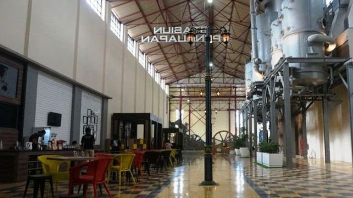 Pabrik Gula De Tjolomadoe